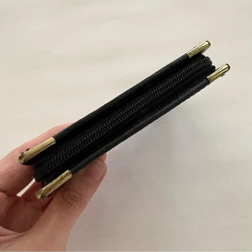 Black Credit Card Holder